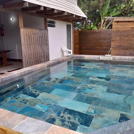 Mara'Ai Le Spot Tubuai, Chambre Triple Deluxe Mahu Sdb Privee Avec Piscine Mataura Exterior foto