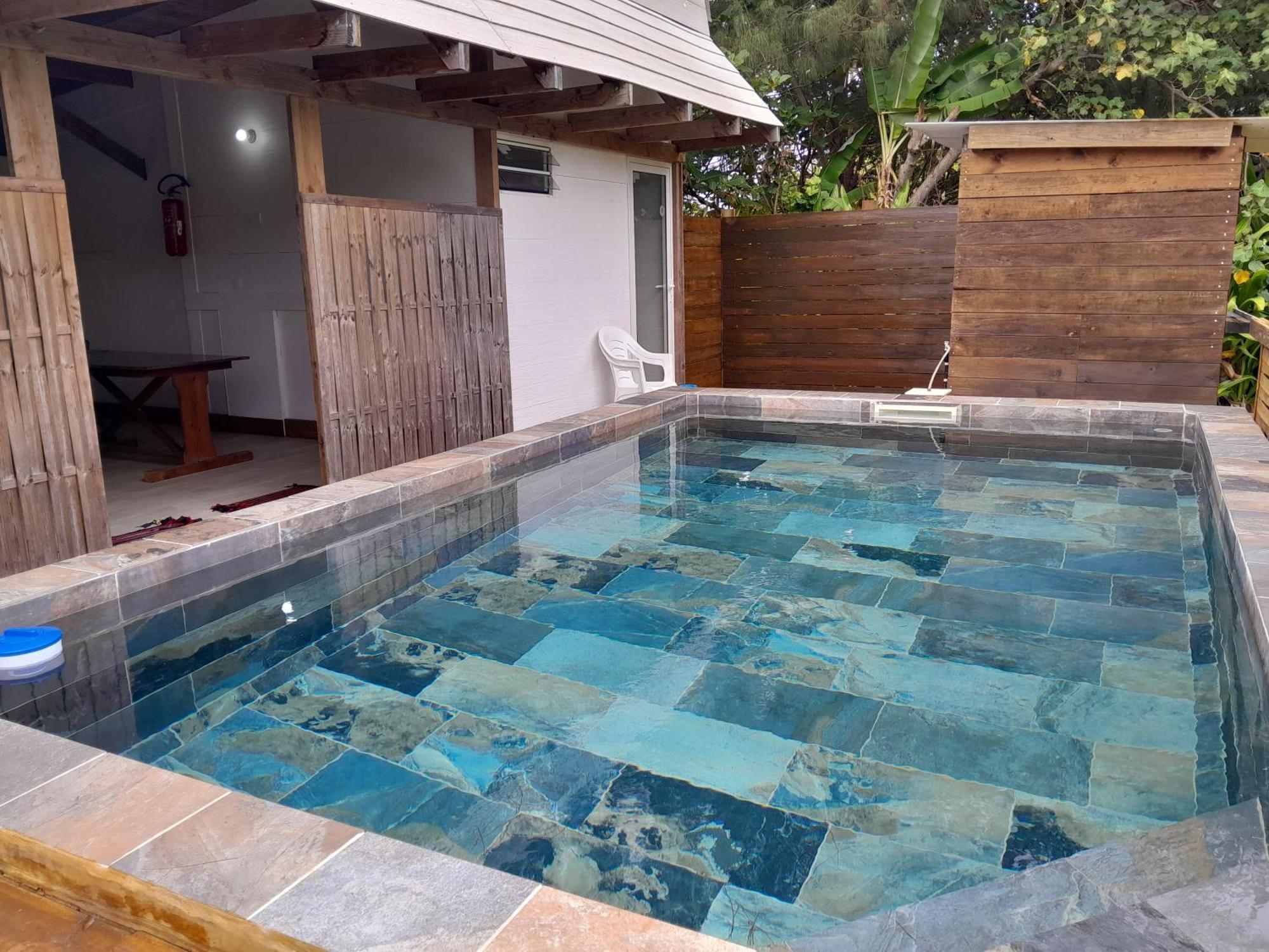 Mara'Ai Le Spot Tubuai, Chambre Triple Deluxe Mahu Sdb Privee Avec Piscine Mataura Exterior foto